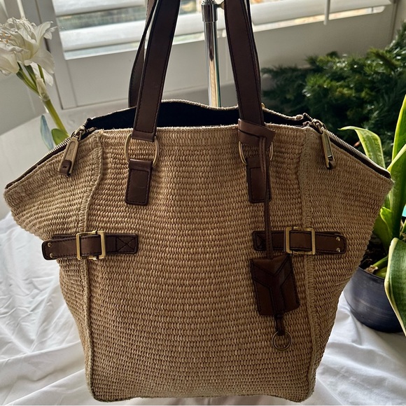 🥳!! Yves Saint Laurent Raffia and Leather Brown Tote. - Picture 4 of 9